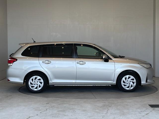 カローラフィールダー ハイブリッド　ＥＸ　ＥＴＣ　バックカメラ　ナビ　ＴＶ　レーンアシスト　衝突被害軽減システム　アルミホイール　オートマチックハイビーム　スマートキー　アイドリングストップ　電動格納ミラー　ＣＶＴ　盗難防止システム（21枚目）