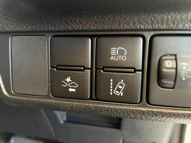 カローラフィールダー ハイブリッド　ＥＸ　ＥＴＣ　バックカメラ　ナビ　ＴＶ　レーンアシスト　衝突被害軽減システム　アルミホイール　オートマチックハイビーム　スマートキー　アイドリングストップ　電動格納ミラー　ＣＶＴ　盗難防止システム（24枚目）