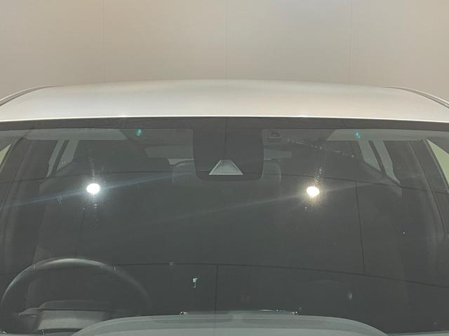 プリウス S ETC クリアランスソナー レーンアシスト オートクルーズコントロール 衝突被害軽減システム バックカメラ ナビ アルミホイール オートマチックハイビーム オートライト LEDヘッドランプ CVT(13枚目)