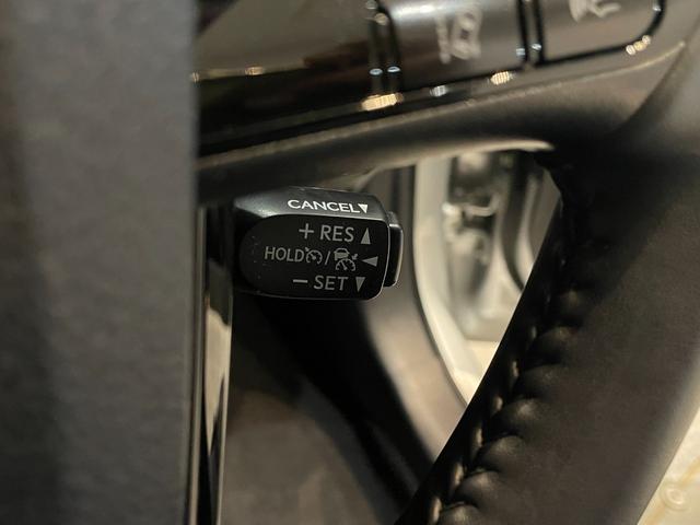 プリウス S ETC クリアランスソナー レーンアシスト オートクルーズコントロール 衝突被害軽減システム バックカメラ ナビ アルミホイール オートマチックハイビーム オートライト LEDヘッドランプ CVT(24枚目)