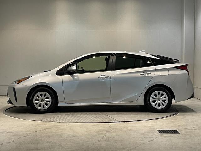 プリウス S ETC クリアランスソナー レーンアシスト オートクルーズコントロール 衝突被害軽減システム バックカメラ ナビ アルミホイール オートマチックハイビーム オートライト LEDヘッドランプ CVT(34枚目)