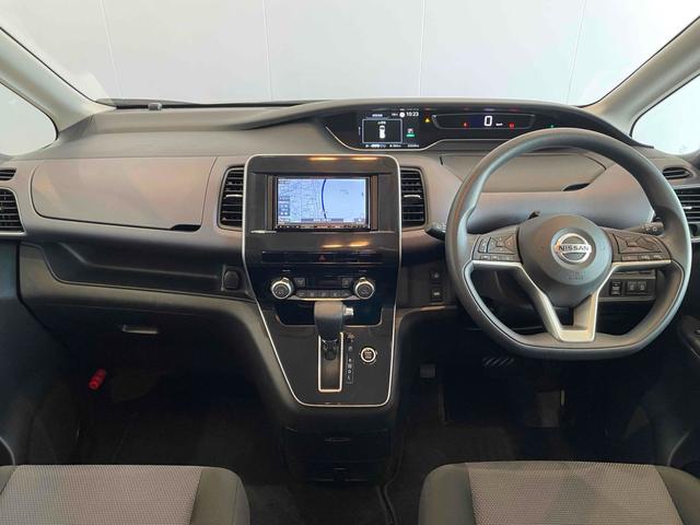 セレナ XV エマブレ LDW BSW BSI 前後ソナー クルコン Iストップ 両側パワスラ インテリキー Pスタート AAC リアAC 電格ミラー オートライト 社外ナビ BT CD DVD バックカメラ(3枚目)