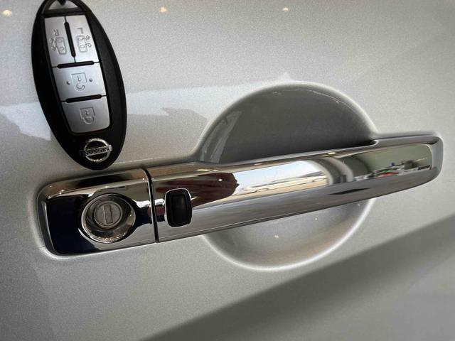 セレナ XV エマブレ LDW BSW BSI 前後ソナー クルコン Iストップ 両側パワスラ インテリキー Pスタート AAC リアAC 電格ミラー オートライト 社外ナビ BT CD DVD バックカメラ(22枚目)