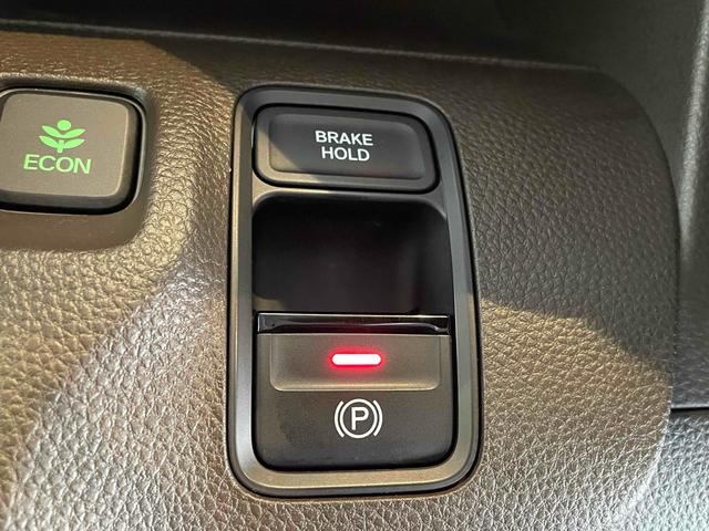 Ｎ－ＷＧＮ Ｌホンダセンシング　ＣＭＢＳ　レーンキープ　Ｐセンサー　ＡＣＣ　スマートキー　Ｐスタート　ＡＡＣ　運転席シートヒーター　横滑り防止　電動パーキングブレーキ　電格ミラー　社外ナビ　ＢＴ　ＣＤ　ＤＶＤ　バックカメラ　ＥＴＣ（27枚目）