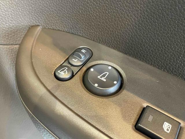 Ｎ－ＷＧＮ Ｌホンダセンシング　ＣＭＢＳ　レーンキープ　Ｐセンサー　ＡＣＣ　スマートキー　Ｐスタート　ＡＡＣ　運転席シートヒーター　横滑り防止　電動パーキングブレーキ　電格ミラー　社外ナビ　ＢＴ　ＣＤ　ＤＶＤ　バックカメラ　ＥＴＣ（32枚目）