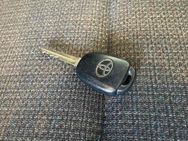 TOYOTA SIENTA FUNBASE X