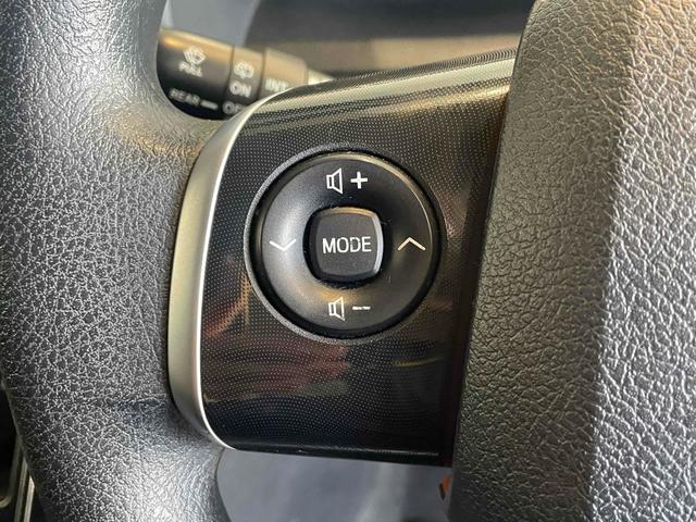 TOYOTA SIENTA FUNBASE X