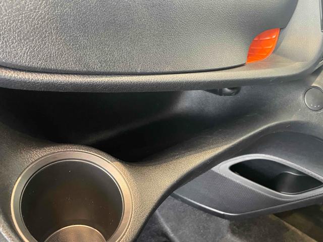 TOYOTA SIENTA FUNBASE X