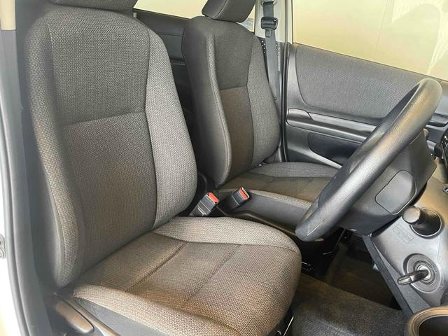 TOYOTA SIENTA FUNBASE X