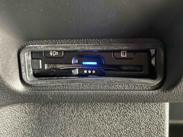 Ｎ－ＢＯＸカスタム ベースグレード　ＣＭＢＳ　レーンキープ　ＡＣＣ　Ｐセンサー　左側パワスラ　ＬＥＤヘッド　スマートキー　Ｐスタート　ＡＡＣ　シートヒーター　純正１４アルミ　純正ナビ　フルセグＴＶ　ＢＴ　バックカメラ　ＥＴＣ（34枚目）