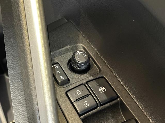 TOYOTA COROLLA CROSS S