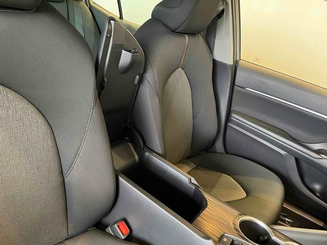 カムリ Ｇ　ＰＣＳ　ＬＤＡ　クリソナ　Ｒクルコン　ＬＥＤヘッド　フォグ　純正１７アルミ　スマートキー　Ｐスタート　デュアルＡＡＣ　運転席パワーシート　電格ミラー　ステリモ　純正ナビ　ＢＴ　バックカメラ　ＥＴＣ（44枚目）