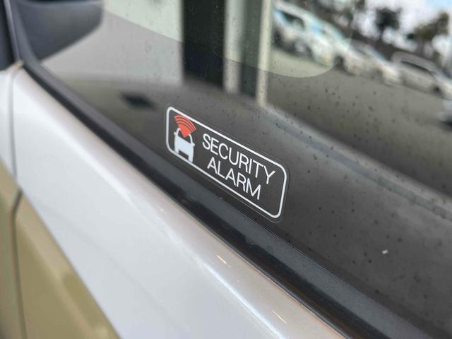 ムーヴキャンバス ストライプスＸ　ＥＴＣ　バックカメラ　両側電動スライドドア　ナビ　ＴＶ　クリアランスソナー　衝突被害軽減システム　オートライト　スマートキー　アイドリングストップ　電動格納ミラー　ベンチシート　ＣＶＴ（33枚目）