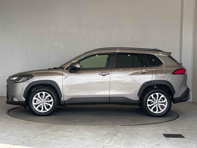 カローラクロス S ETC バックカメラ オートクルーズコントロール レーンアシスト 衝突被害軽減システム ナビ オートマチックハイビーム オートライト LEDヘッドランプ ヘッドライトウォッシャー アルミホイール(20枚目)