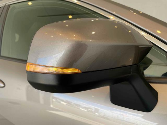 カローラクロス S ETC バックカメラ オートクルーズコントロール レーンアシスト 衝突被害軽減システム ナビ オートマチックハイビーム オートライト LEDヘッドランプ ヘッドライトウォッシャー アルミホイール(37枚目)