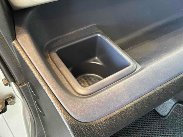 ソリオ Ｇ　ＥＴＣ　バックカメラ　ナビ　クリアランスソナー　レーンアシスト　衝突被害軽減システム　両側スライド・片側電動　オートライト　スマートキー　電動格納ミラー　ＣＶＴ　ＣＤ　ＵＳＢ（33枚目）