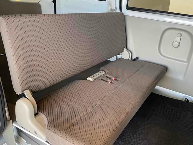 エブリイ ＰＣ　ＤＣＢＳ　レーンキープ　Ｐセンサー　キーレス　エアコン　横滑り防止　前席ＰＷ　オートライト　両側スライドドア　ＰＶガラス　セキュリティ　ラジオ（39枚目）