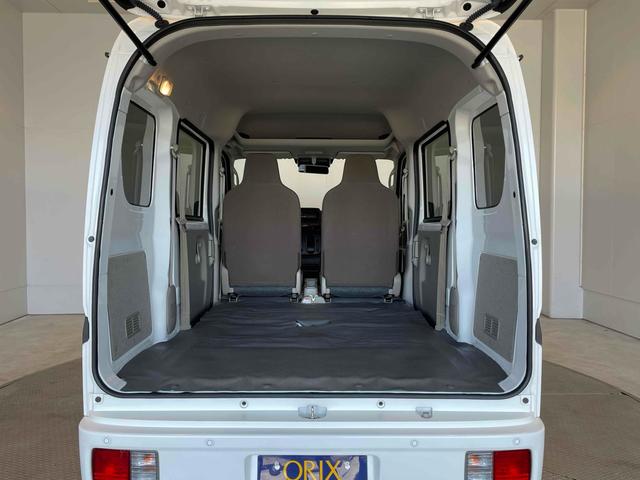 エブリイ ＰＣ　ＤＣＢＳ　レーンキープ　Ｐセンサー　キーレス　エアコン　横滑り防止　前席ＰＷ　オートライト　両側スライドドア　ＰＶガラス　セキュリティ　ラジオ（41枚目）