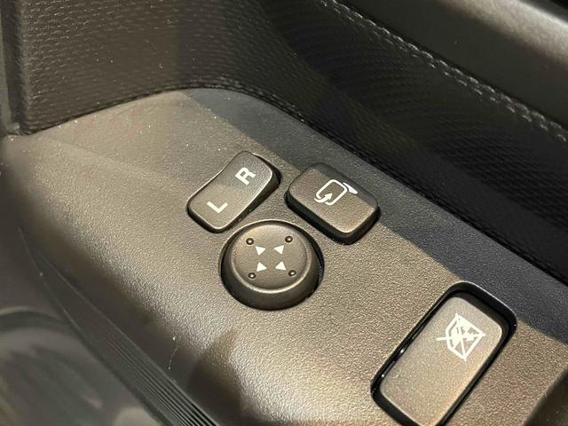 スペーシア ハイブリッドＸ　ＤＣＢＳ　レーンキープ　Ｐセンサー　両側パワスラ　Ｉストップ　スマートキー　Ｐスタート　ＡＡＣ　運転席シートヒーター　オートライト　電格ミラー　セキュリティ　社外ナビ　フルセグＴＶ　ＢＴ　ＣＤ　ＤＶＤ（31枚目）