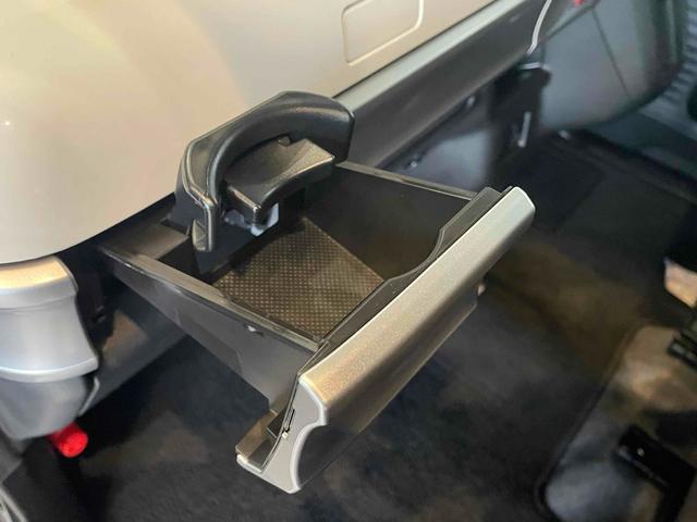 スペーシア ハイブリッドＸ　ＤＣＢＳ　レーンキープ　Ｐセンサー　両側パワスラ　Ｉストップ　スマートキー　Ｐスタート　ＡＡＣ　運転席シートヒーター　オートライト　電格ミラー　セキュリティ　社外ナビ　フルセグＴＶ　ＢＴ　ＣＤ　ＤＶＤ（37枚目）