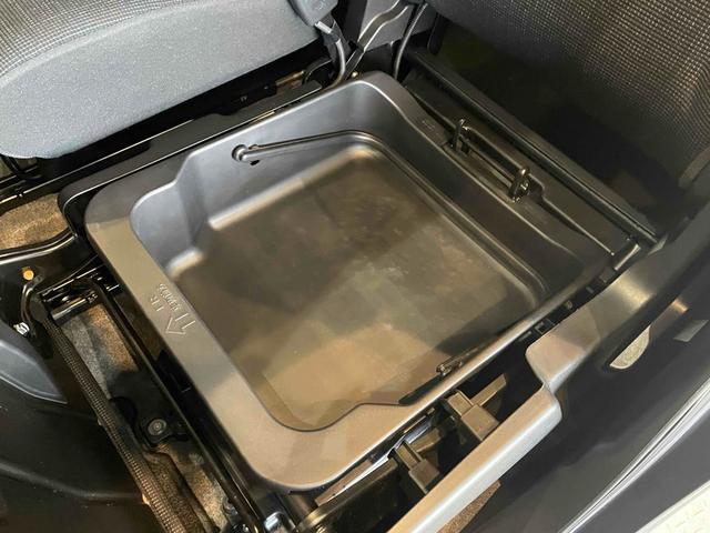 スペーシア ハイブリッドＸ　ＤＣＢＳ　レーンキープ　Ｐセンサー　両側パワスラ　Ｉストップ　スマートキー　Ｐスタート　ＡＡＣ　運転席シートヒーター　オートライト　電格ミラー　セキュリティ　社外ナビ　フルセグＴＶ　ＢＴ　ＣＤ　ＤＶＤ（40枚目）