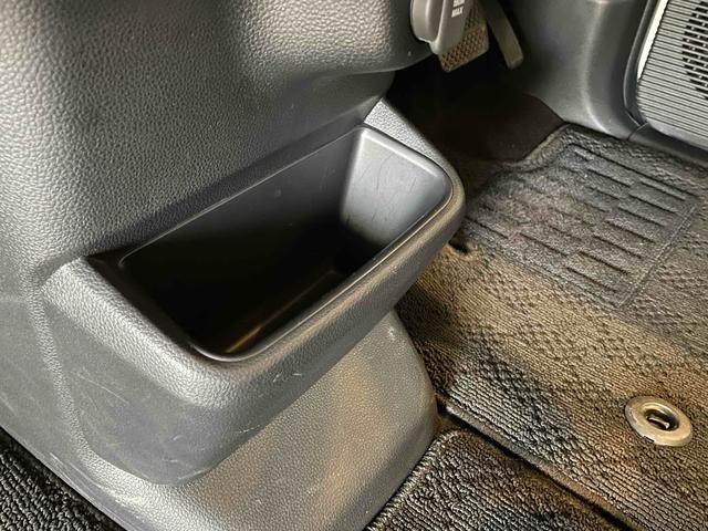 Ｎ－ＢＯＸ ベースグレード　ＣＭＢＳ　レーンキープ　Ｐセンサー　ＡＣＣ　左側パワスラ　ＬＥＤヘッド　スマートキー　Ｐスタート　ＡＡＣ　電格ミラー　オートライト　ＰＶガラス　ステリモ　純正ナビ　フルセグＴＶ　ＢＴ　バックカメラ（43枚目）