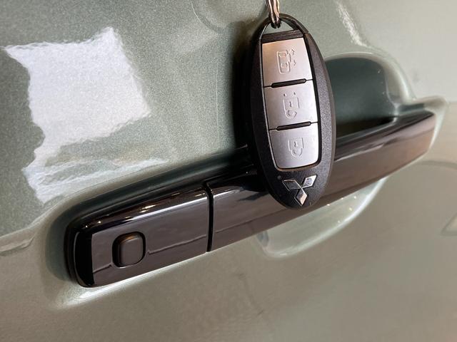 デリカミニ Ｇ　ＥＴＣ　バックカメラ　両側スライド・片側電動　ナビ　ＴＶ　レーンアシスト　衝突被害軽減システム　オートライト　ＬＥＤヘッドランプ　スマートキー　アイドリングストップ　電動格納ミラー　シートヒーター（19枚目）