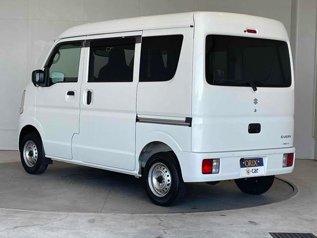 エブリイ PAリミテッド DCBS レーンキープ Pセンサー 前席PW キーレス エアコン 横滑り防止 両側スライドドア PVガラス セキュリティ オートライト 純正ラジオ バックカメラ ETC(21枚目)