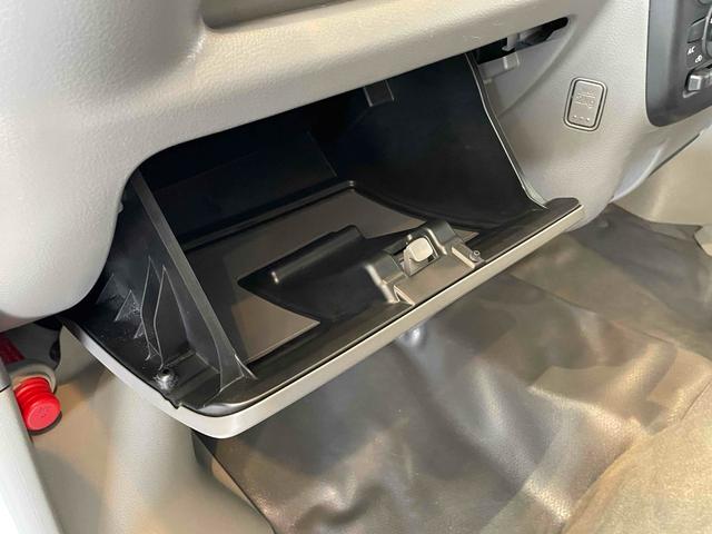 エブリイ PAリミテッド DCBS レーンキープ Pセンサー 前席PW キーレス エアコン 横滑り防止 両側スライドドア PVガラス セキュリティ オートライト 純正ラジオ バックカメラ ETC(38枚目)