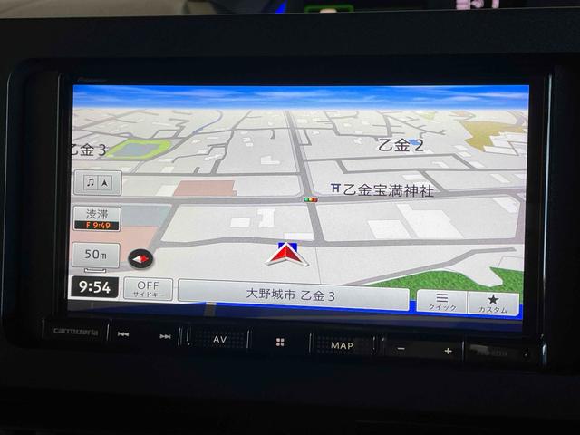 �i�r�t�������s��h���C�u���y�����ЂƎ��I���߂Ă̓��ł��������ƂȂ��G�X�R�[�g���Ă���܂��B