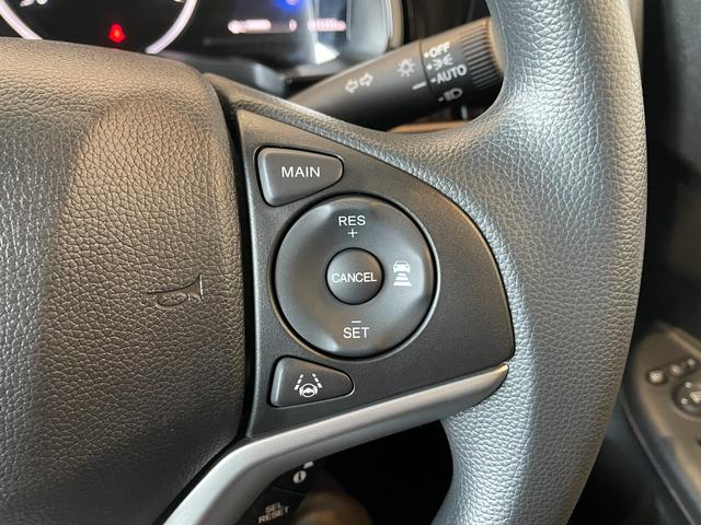 シャトル ハイブリッド　ホンダセンシング　バックカメラ　ナビ　オートクルーズコントロール　レーンアシスト　衝突被害軽減システム　オートライト　スマートキー　ＡＴ　盗難防止システム　衝突安全ボディ　ＡＢＳ　ＥＳＣ　Ｂｌｕｅｔｏｏｔｈ　エアコン（14枚目）