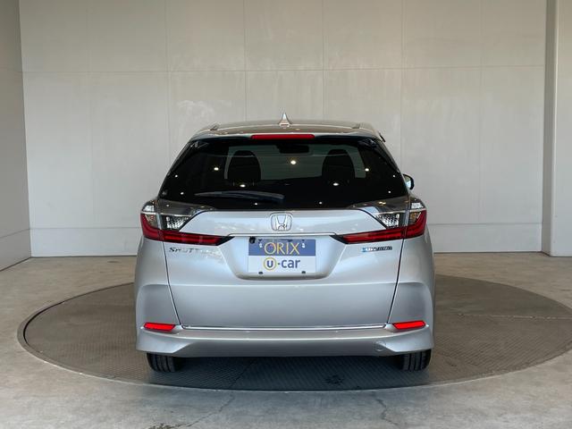 シャトル ハイブリッド　ホンダセンシング　バックカメラ　ナビ　オートクルーズコントロール　レーンアシスト　衝突被害軽減システム　オートライト　スマートキー　ＡＴ　盗難防止システム　衝突安全ボディ　ＡＢＳ　ＥＳＣ　Ｂｌｕｅｔｏｏｔｈ　エアコン（22枚目）