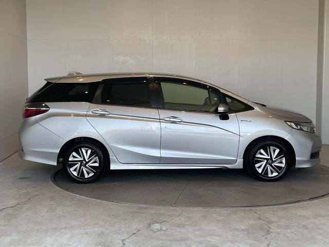 シャトル ハイブリッド　ホンダセンシング　バックカメラ　ナビ　オートクルーズコントロール　レーンアシスト　衝突被害軽減システム　オートライト　スマートキー　ＡＴ　盗難防止システム　衝突安全ボディ　ＡＢＳ　ＥＳＣ　Ｂｌｕｅｔｏｏｔｈ　エアコン（26枚目）