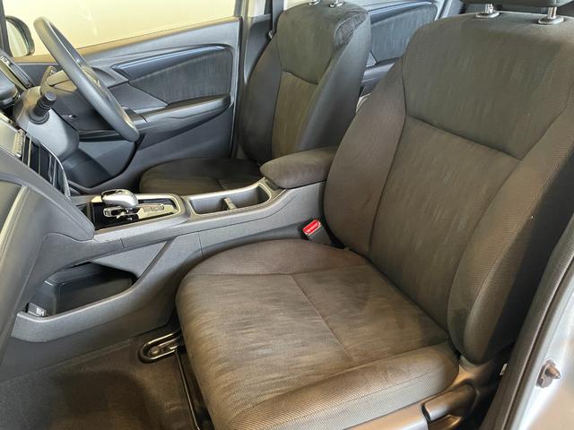 シャトル ハイブリッド　ホンダセンシング　バックカメラ　ナビ　オートクルーズコントロール　レーンアシスト　衝突被害軽減システム　オートライト　スマートキー　ＡＴ　盗難防止システム　衝突安全ボディ　ＡＢＳ　ＥＳＣ　Ｂｌｕｅｔｏｏｔｈ　エアコン（34枚目）