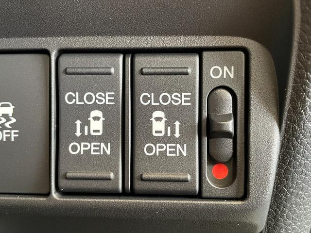 �w��ЂƂŃh�A�I�[�v���B�y�����A�N�V���������p���[�X���C�h�h�A�z���肪�ӂ������Ă��Ă��A�X�C�b�`�ЂƂŃX���C�h�h�A�����������������I�[�v�����܂��B