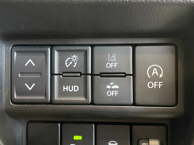 �y���[���A�V�X�g�z���s���ɃJ�����ŎԐ���F�����A�Ԑ�����E�������ȂƂ��Ɍx��𔭂�����A����ɐi��ŃX�e�A�����O�␳���s�����肷��@�\�B