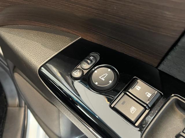 オデッセイ アブソルート　全周囲カメラ　ナビ　ＴＶ　クリアランスソナー　オートクルーズコントロール　レーンアシスト　衝突被害軽減システム　両側電動スライドドア　オートライト　ＬＥＤヘッドランプ　スマートキー（38枚目）