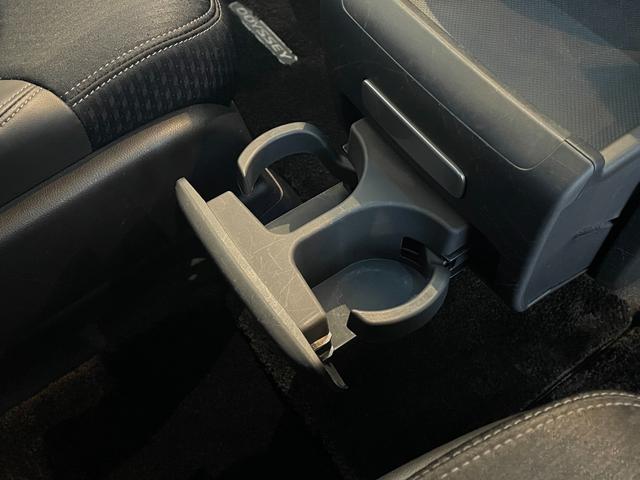 オデッセイ アブソルート　全周囲カメラ　ナビ　ＴＶ　クリアランスソナー　オートクルーズコントロール　レーンアシスト　衝突被害軽減システム　両側電動スライドドア　オートライト　ＬＥＤヘッドランプ　スマートキー（46枚目）