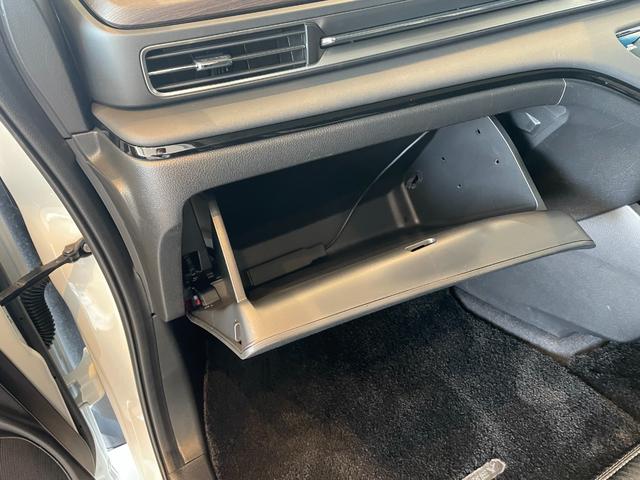 オデッセイ アブソルート　全周囲カメラ　ナビ　ＴＶ　クリアランスソナー　オートクルーズコントロール　レーンアシスト　衝突被害軽減システム　両側電動スライドドア　オートライト　ＬＥＤヘッドランプ　スマートキー（51枚目）