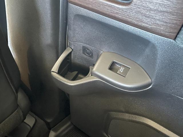 オデッセイ アブソルート　全周囲カメラ　ナビ　ＴＶ　クリアランスソナー　オートクルーズコントロール　レーンアシスト　衝突被害軽減システム　両側電動スライドドア　オートライト　ＬＥＤヘッドランプ　スマートキー（53枚目）