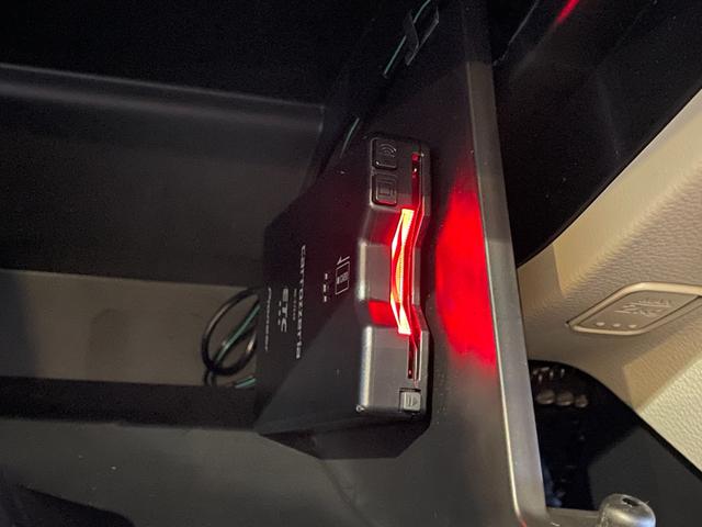 スペーシア ハイブリッドX 衝突軽減ブレーキ スマキー 両側パワスラ Aライト 車線逸脱 Pセンサー 横滑り防止 AAC 運転席シートヒーター サーキュレーター ロールサンシェード 社外ナビ フルセグ BT DVD ETC(27枚目)