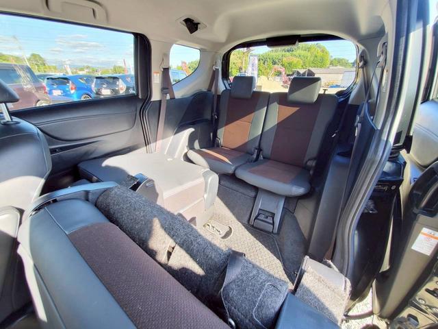 シエンタ ハイブリッドG クエロ メモリーナビTV バックカメラ Bluetooth 両側電動スライドドア ETC オートエアコン 衝突被害軽減システム レーンアシスト スマートキー(9枚目)