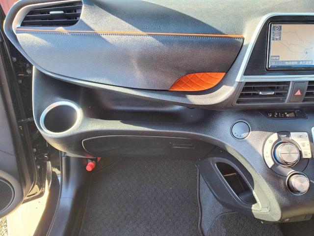 シエンタ ハイブリッドG クエロ メモリーナビTV バックカメラ Bluetooth 両側電動スライドドア ETC オートエアコン 衝突被害軽減システム レーンアシスト スマートキー(19枚目)