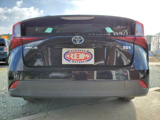 プリウス Ｓ　ナビＴＶ　バックカメラ　Ｂｌｕｅｔｏｏｔｈ　クリアランスソナー　ＬＥＤヘッドライト　フォグランプ　ミラーウインカー　衝突被害軽減ブレーキ　スマートキー（6枚目）