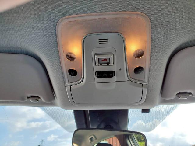 プリウス Ｓ　ナビＴＶ　バックカメラ　Ｂｌｕｅｔｏｏｔｈ　クリアランスソナー　ＬＥＤヘッドライト　フォグランプ　ミラーウインカー　衝突被害軽減ブレーキ　スマートキー（54枚目）