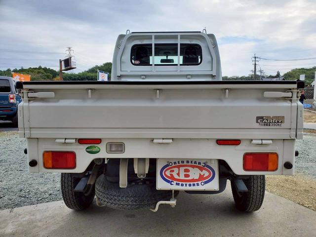 キャリイトラック ＫＣエアコン・パワステ　４ＷＤ　５速ミッション　運転席・助手席エアバック　アンチロックブレーキシステム　ＡＭ／ＦＭラジオ　ライトレベライザー（5枚目）