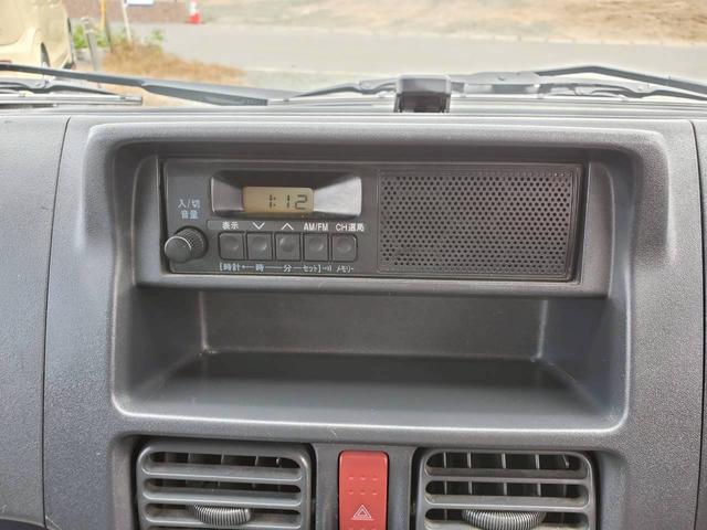 キャリイトラック ＫＣエアコン・パワステ　４ＷＤ　５速ミッション　運転席・助手席エアバック　アンチロックブレーキシステム　ＡＭ／ＦＭラジオ　ライトレベライザー（22枚目）