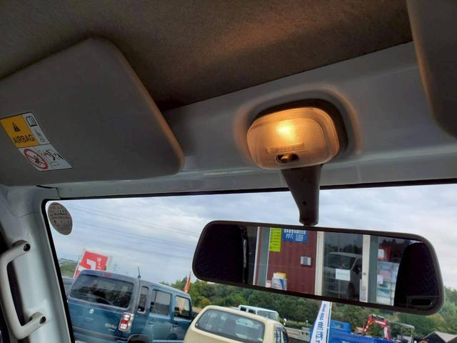 キャリイトラック ＫＣエアコン・パワステ　４ＷＤ　５速ミッション　運転席・助手席エアバック　アンチロックブレーキシステム　ＡＭ／ＦＭラジオ　ライトレベライザー（27枚目）