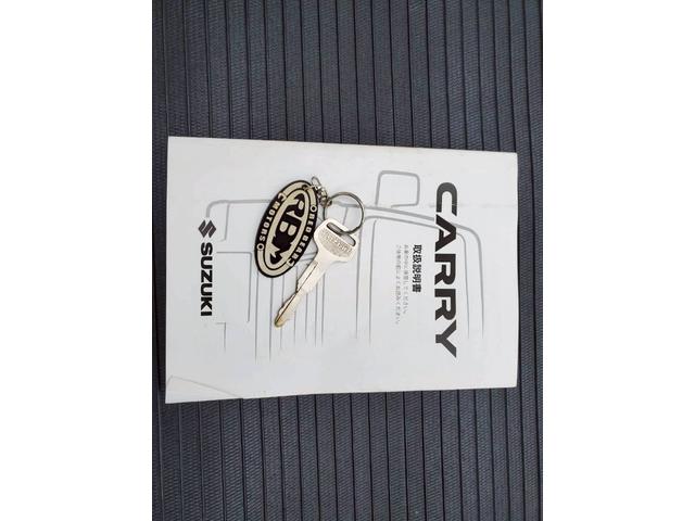 キャリイトラック ＫＣエアコン・パワステ　４ＷＤ　５速ミッション　運転席・助手席エアバック　アンチロックブレーキシステム　ＡＭ／ＦＭラジオ　ライトレベライザー（43枚目）