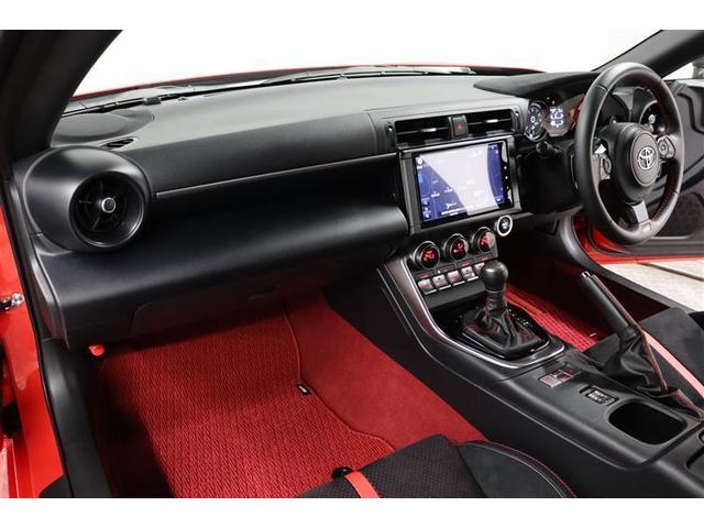 ＧＲ８６ ＲＺ　１年保証　当社試乗車　フルセグ　メモリーナビ　ＤＶＤ再生　ミュージックプレイヤー接続可　シートヒータ－　バックカメラ　車線逸脱警報　ＢＳモニタ－　衝突被害軽減システム　ＥＴＣ　ドラレコ　ＬＥＤランプ（18枚目）